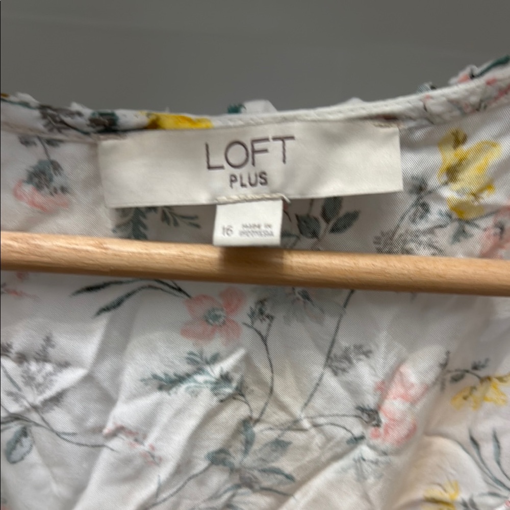 LOFT Floral Print Dress - Picture 2 of 5